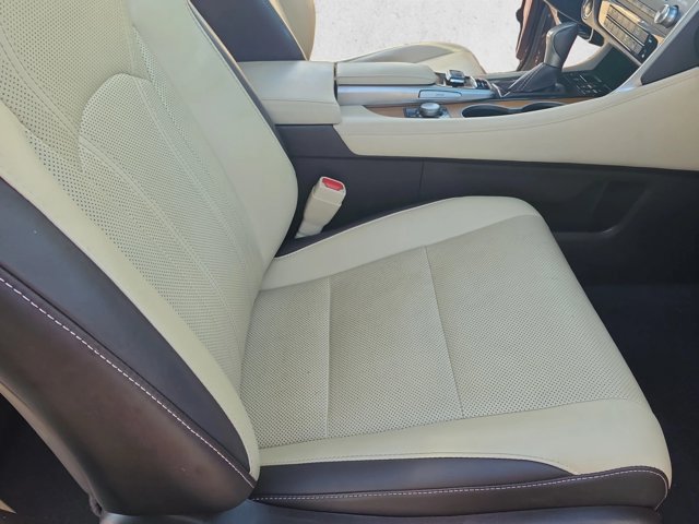 Used 2017 Lexus RX 350 FWD w/ Premium Package image 17