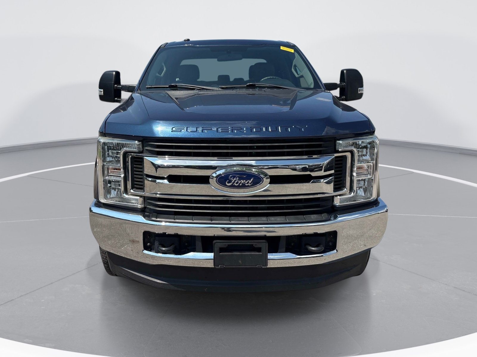 Used 2018 Ford F250 XLT AWD/4WD image 2