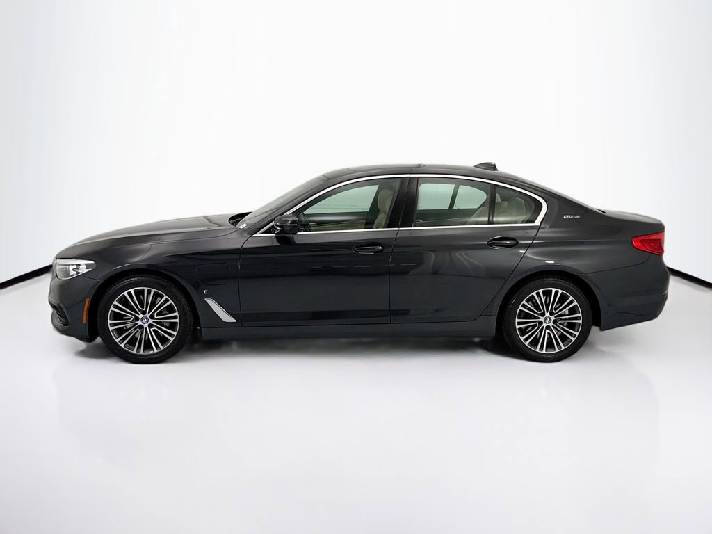 Used 2019 BMW 530e w/ Convenience Package image 8
