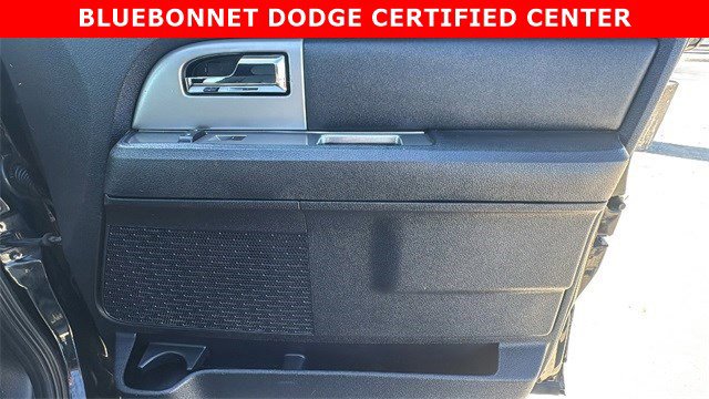 Used 2016 Ford Expedition XLT image 29