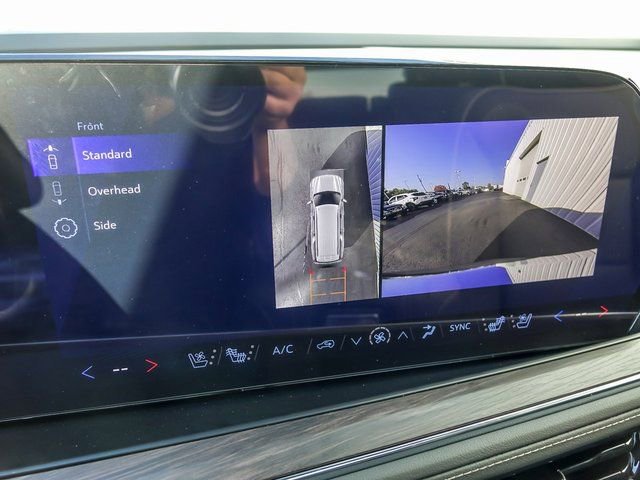 New 2026 Chevrolet Suburban Premier image 30