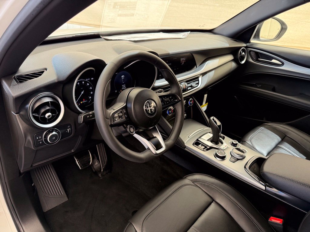 New 2026 Alfa Romeo Stelvio Sprint w/ Convenience Package AWD/4WD image 27