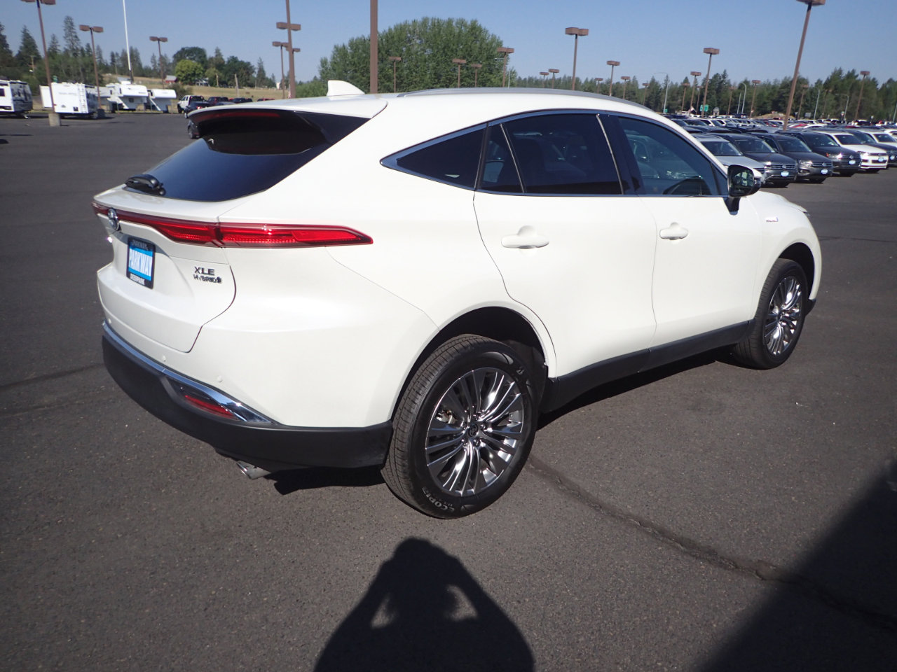 Used 2021 Toyota Venza XLE image 5