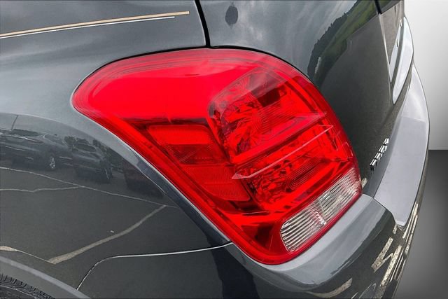 Used 2019 Chevrolet Trax LS FWD image 29