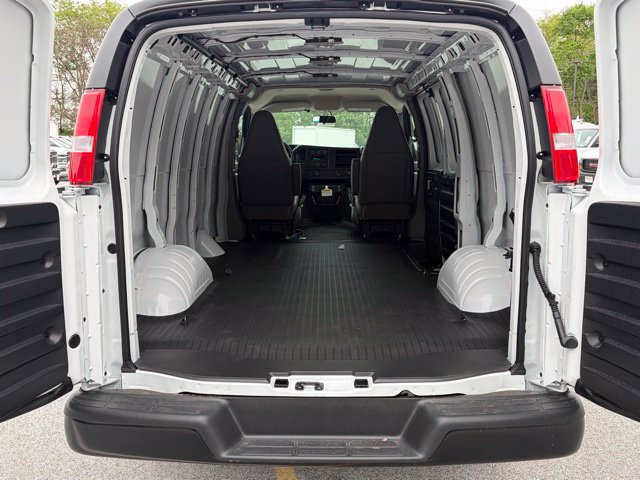 New 2026 Chevrolet Express 2500 w/ Driver Convenience Package RWD image 7