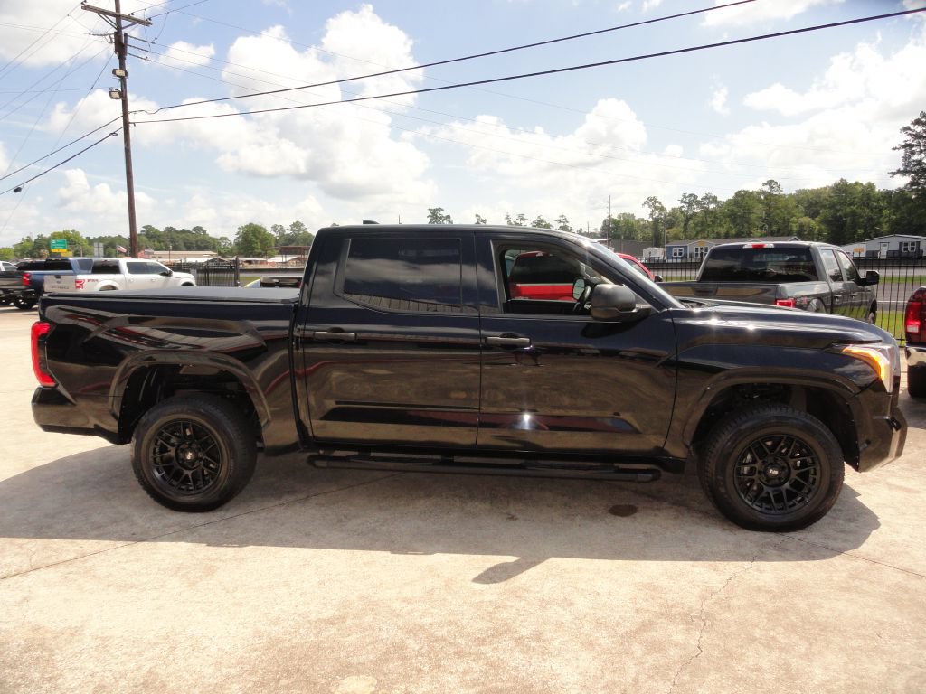 Used 2022 Toyota Tundra SR w/ SR Tow Package AWD/4WD image 5