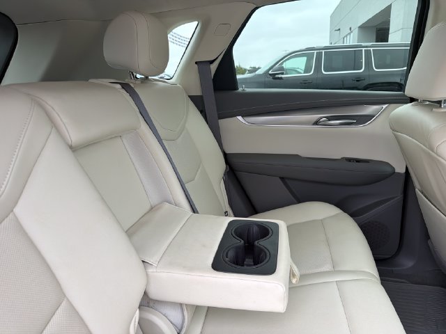 Used 2021 Cadillac XT5 Premium Luxury AWD/4WD image 31