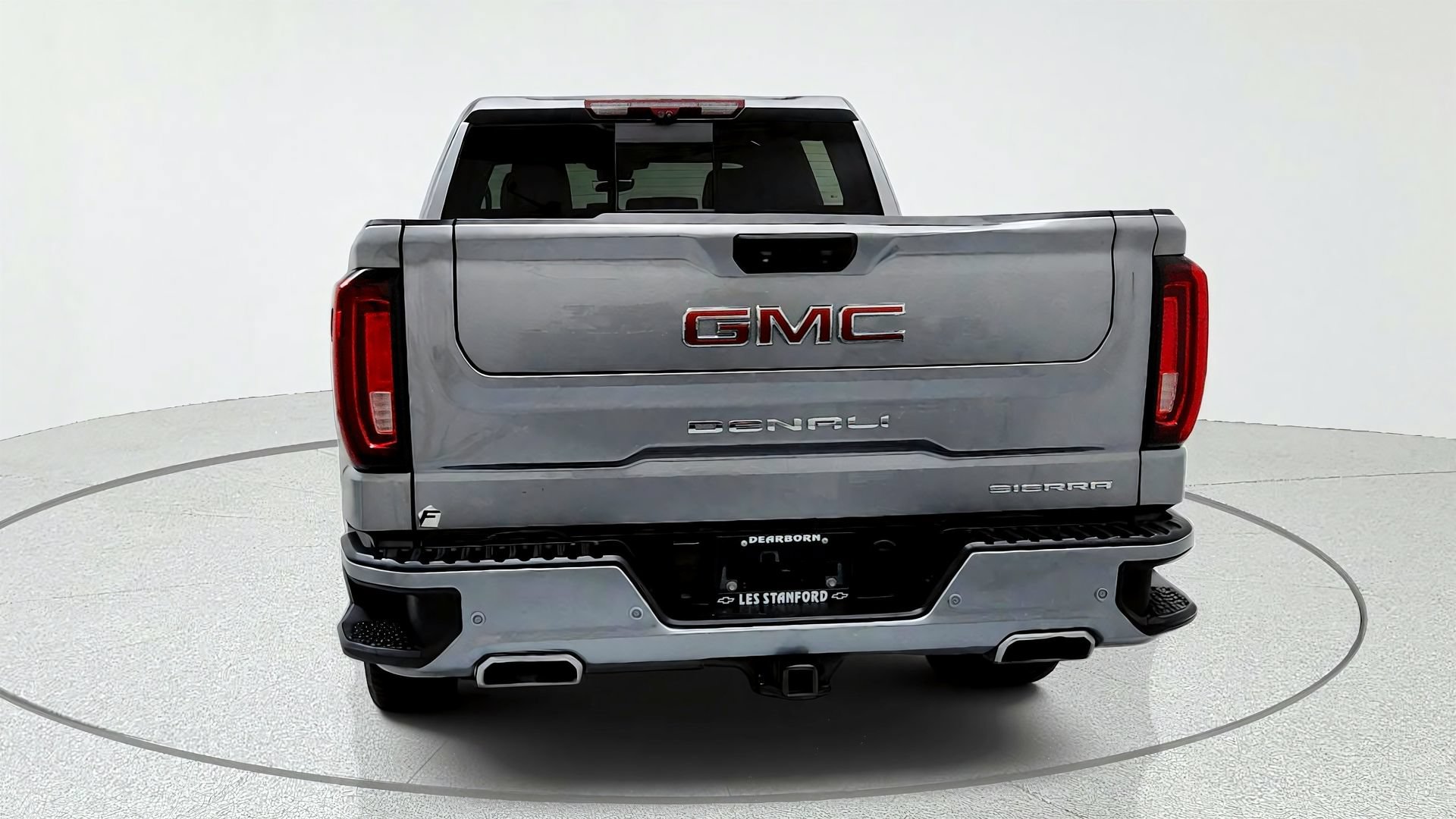 Used 2023 GMC Sierra 1500 Denali w/ Technology Package AWD/4WD image 4
