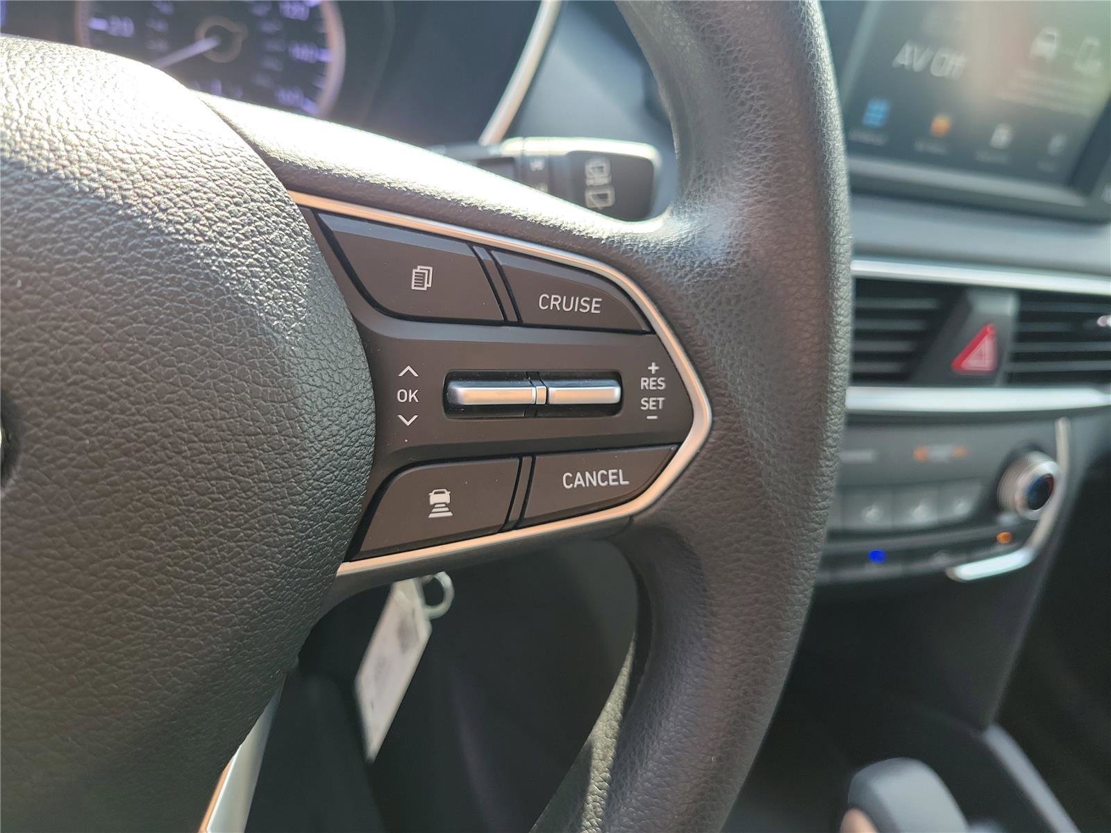Used 2019 Hyundai Santa Fe SE AWD/4WD image 25