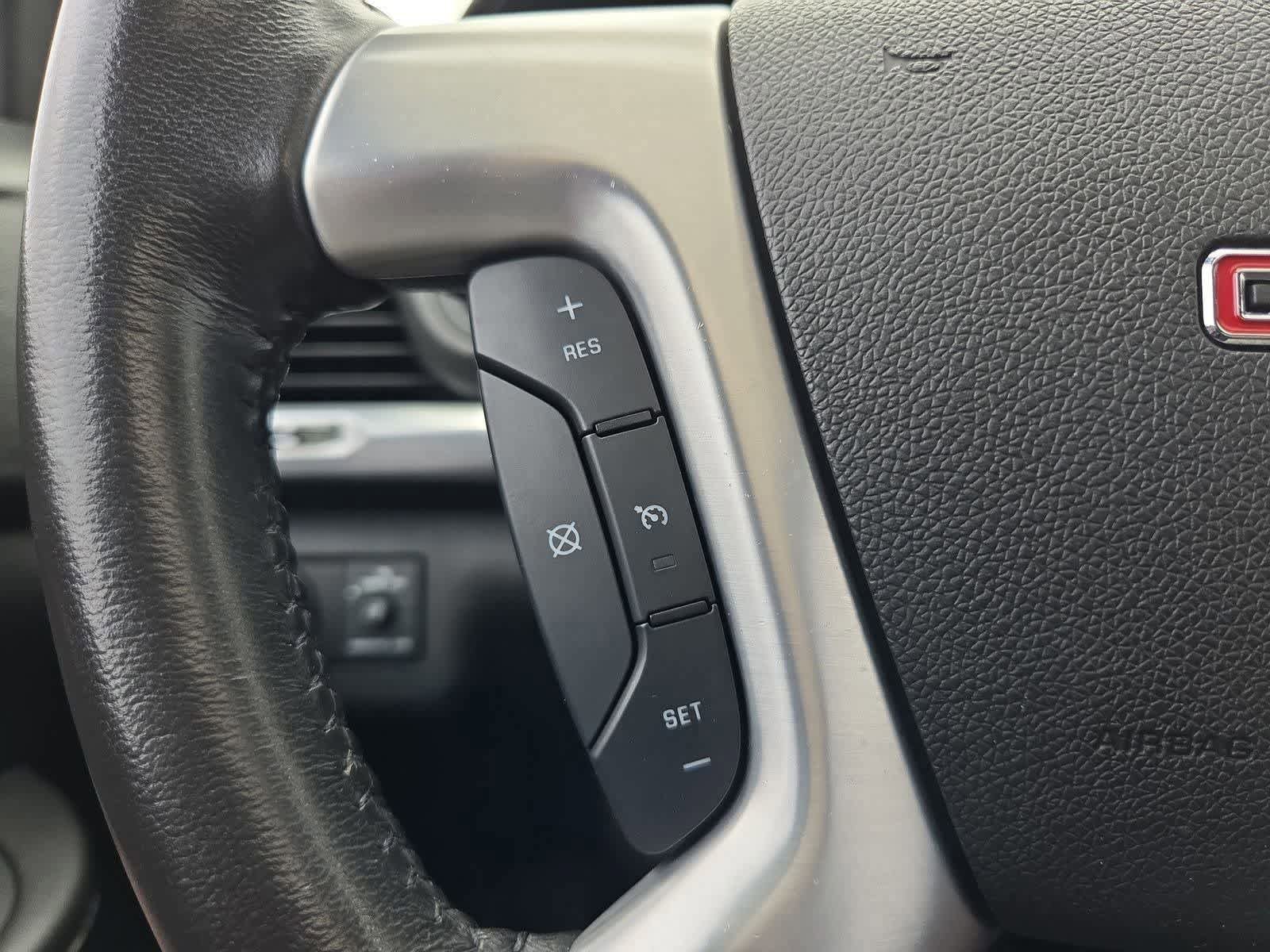 Used 2015 GMC Acadia SLT w/ Open Road Package FWD image 24