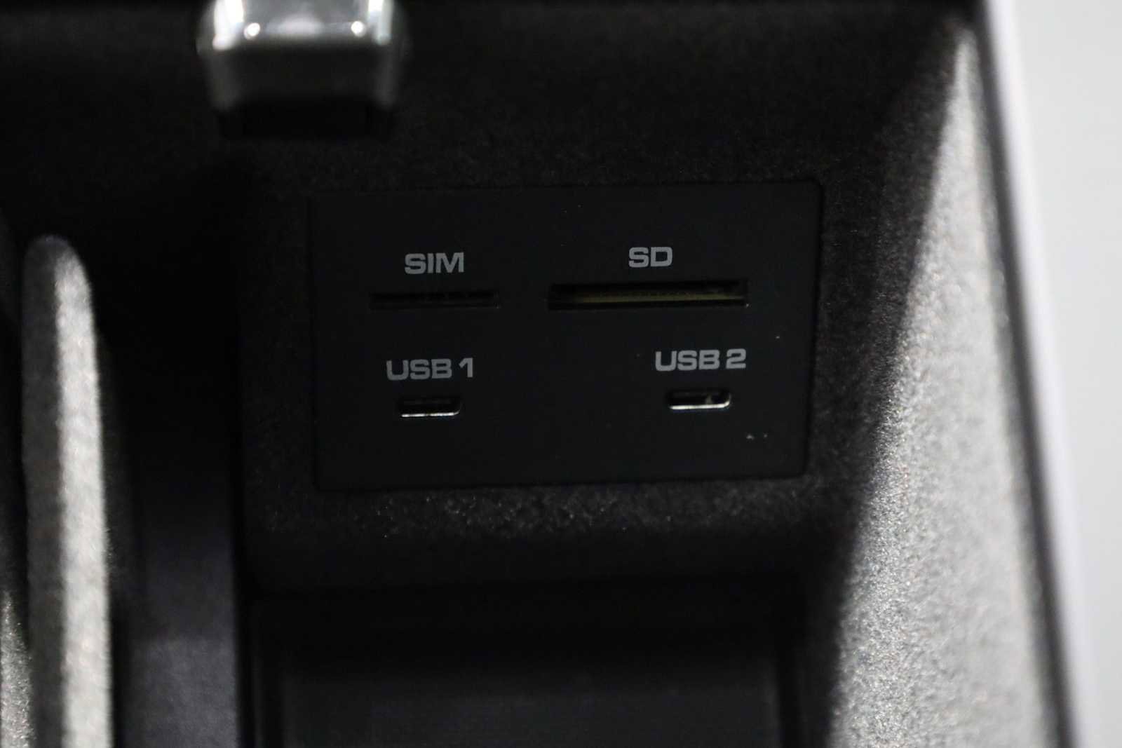 New 2026 Porsche Macan image 35