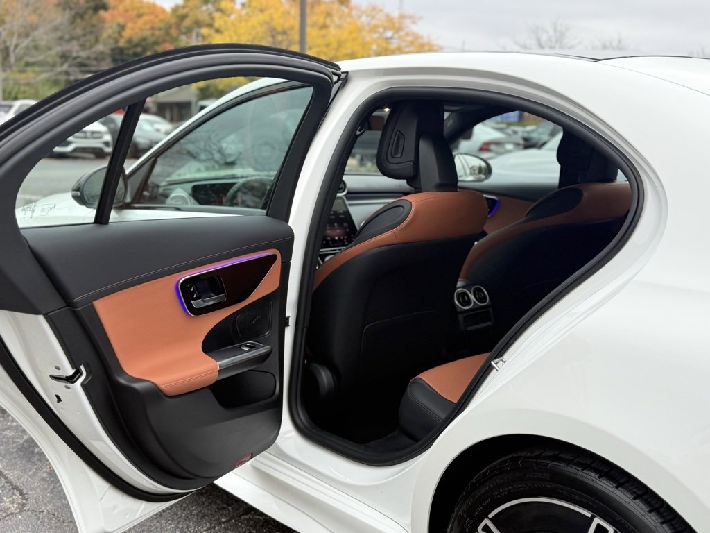 Used 2024 Mercedes-Benz C 300 Sedan image 21