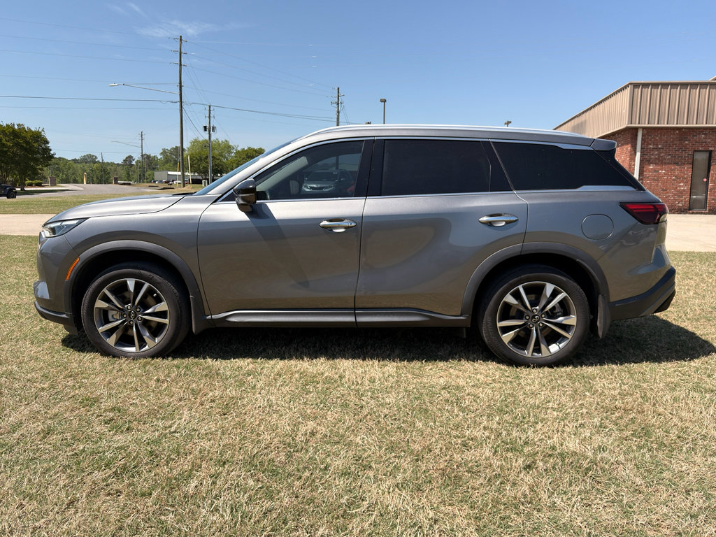 Used 2023 INFINITI QX60 Luxe image 7