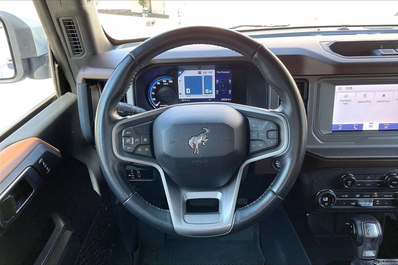 Used 2023 Ford Bronco Outer Banks AWD/4WD image 9