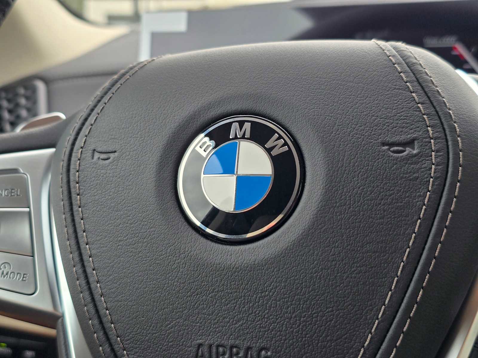 New 2026 BMW X7 xDrive40i w/ Executive Package image 31