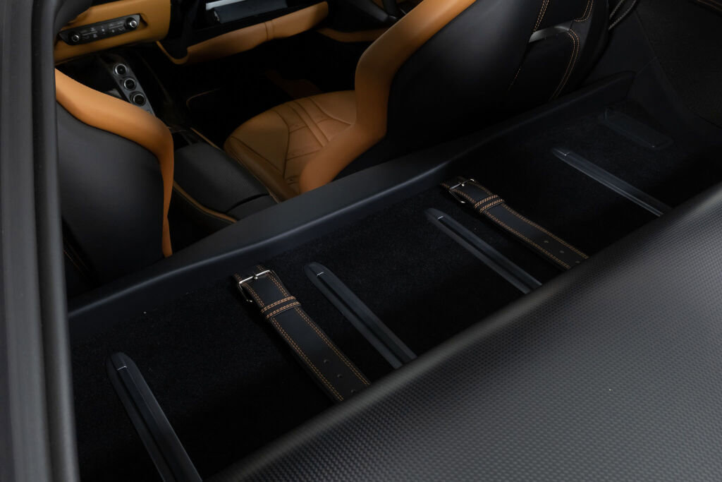 Used 2020 Ferrari 812 Superfast image 21