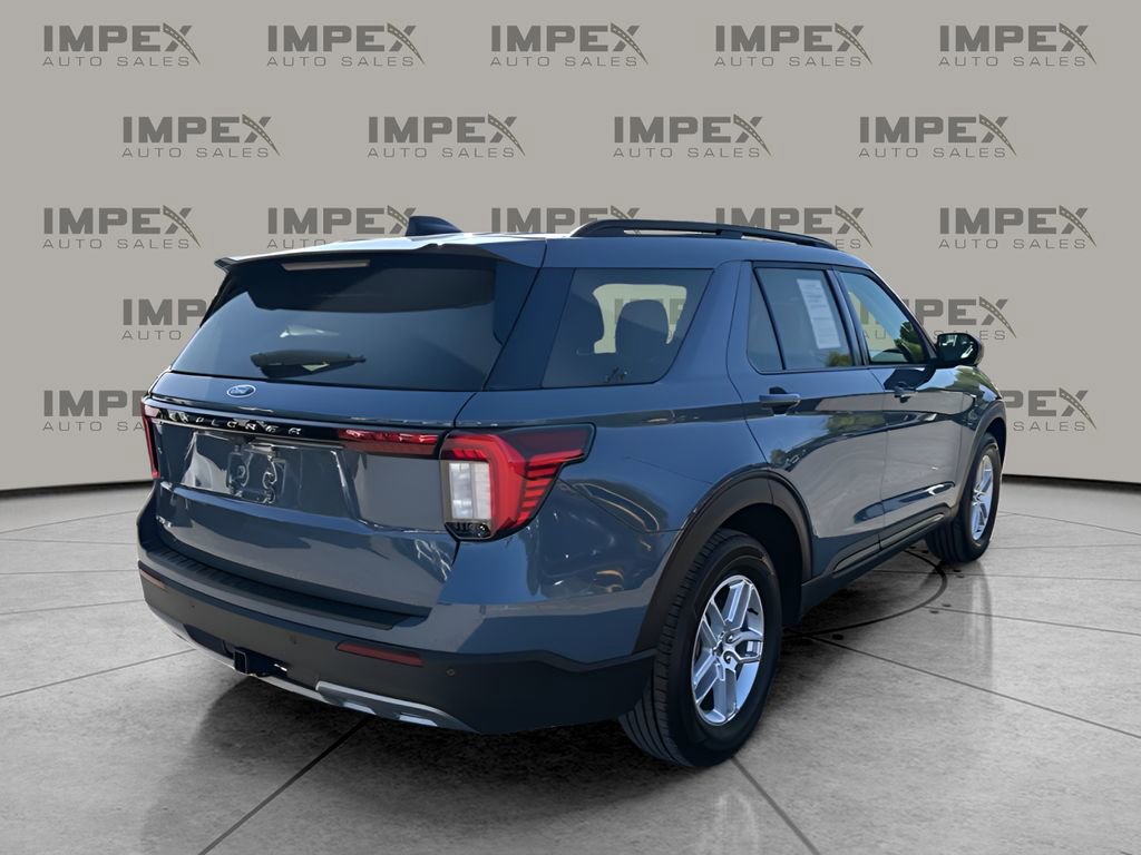 Used 2026 Ford Explorer Active w/ Active Comfort Package image 5