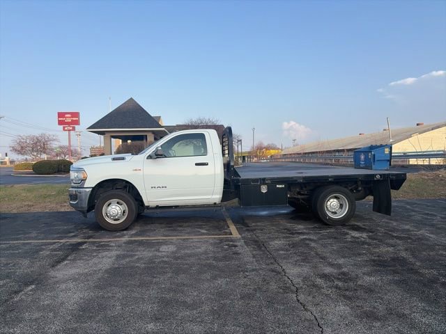 Used 2022 RAM 3500 SLT w/ Quick Order Package 27G SLT image 2