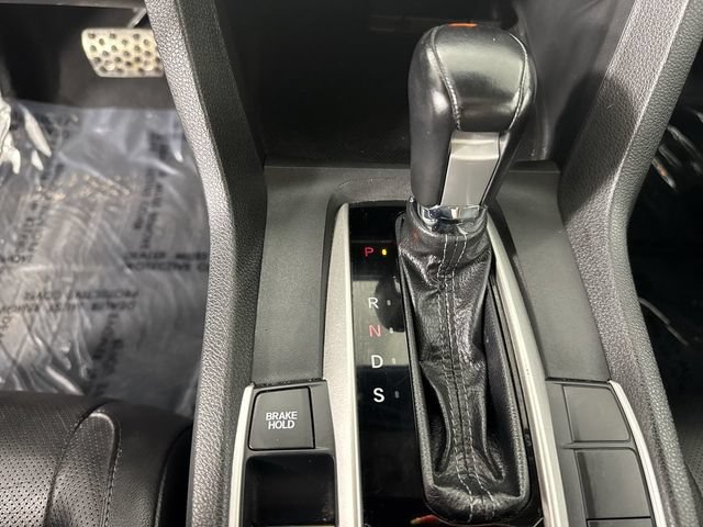 Used 2019 Honda Civic Touring image 17