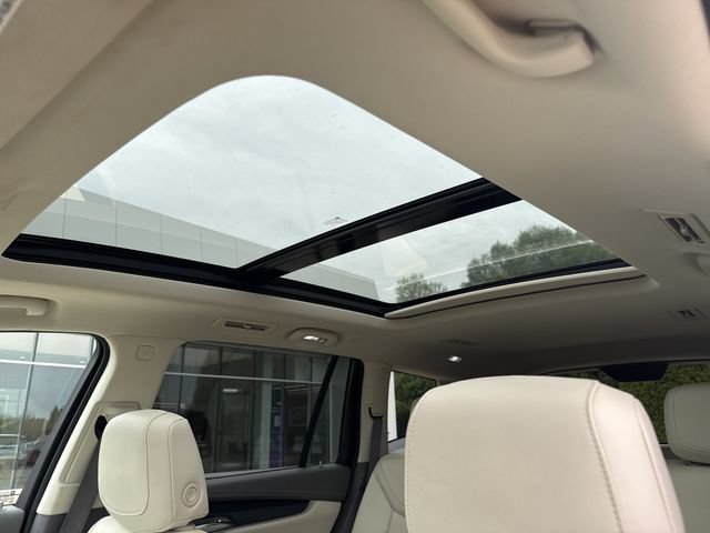 Used 2020 Cadillac XT6 Premium Luxury AWD/4WD image 19