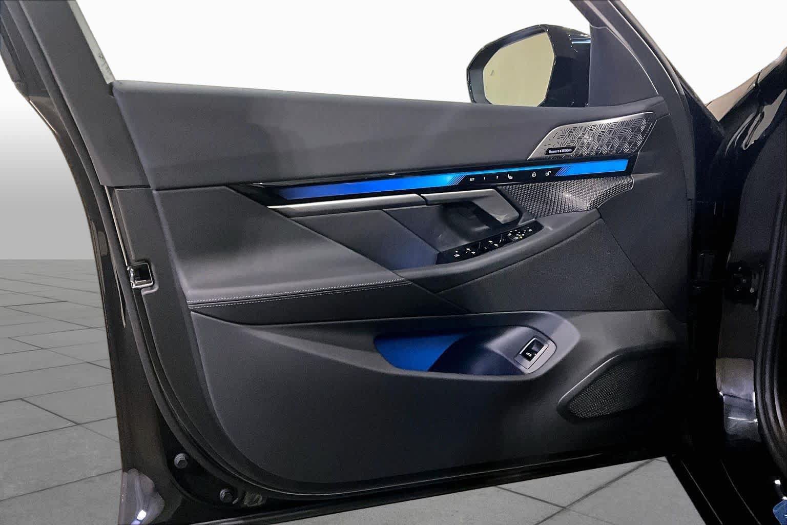 New 2026 BMW i5 M60 AWD/4WD image 11