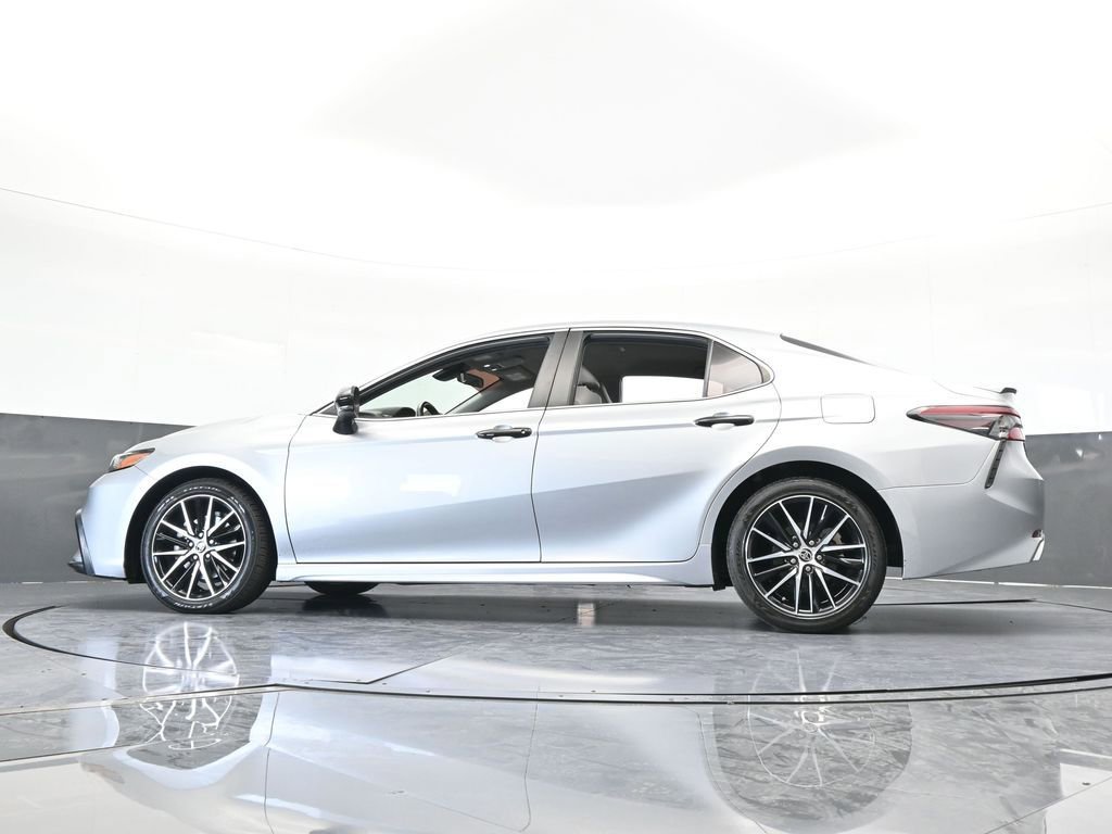 Used 2022 Toyota Camry SE image 56