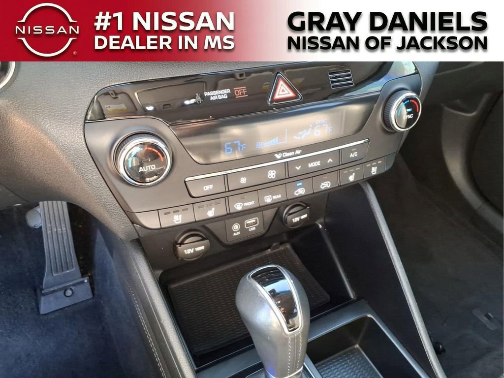 Used 2016 Hyundai Tucson Limited w/ Option Group 03 FWD image 18