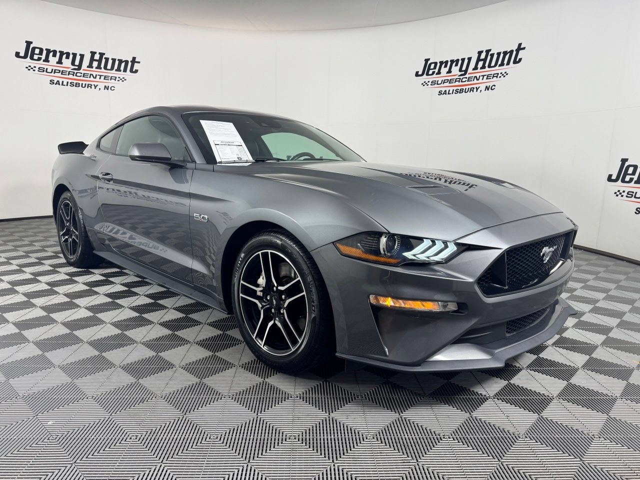 Used 2022 Ford Mustang GT Premium RWD image 5