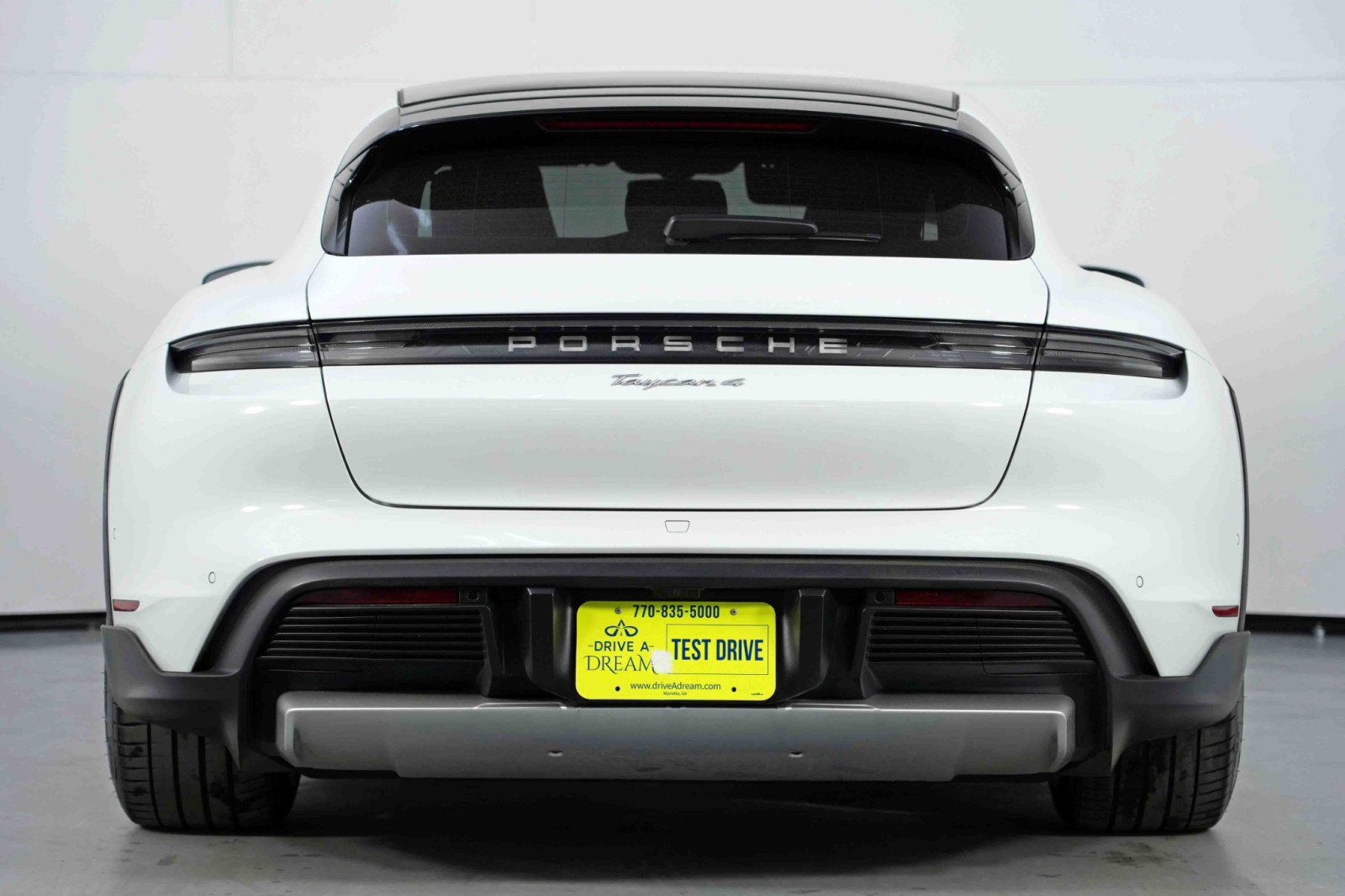 Used 2024 Porsche Taycan 4 Cross Turismo w/ Premium Package AWD/4WD image 11