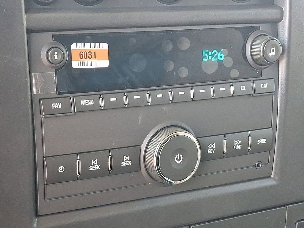 New 2025 Chevrolet Express 3500 w/ Driver Convenience Package image 10