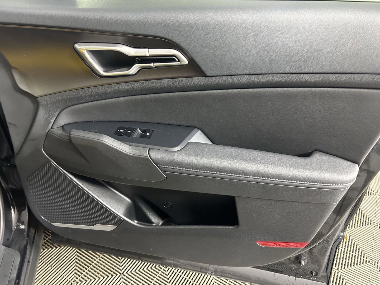 New 2026 Kia Sportage EX w/ EX Panorama Roof Package image 42