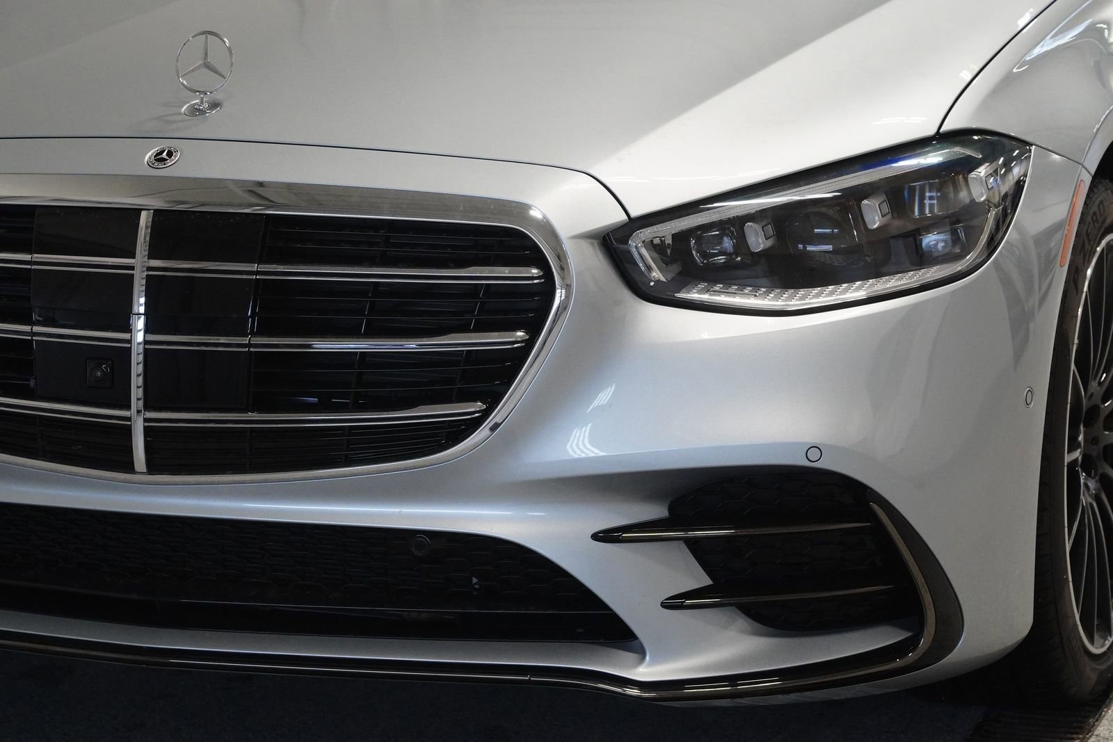 Used 2025 Mercedes-Benz S 580 4MATIC Sedan image 7