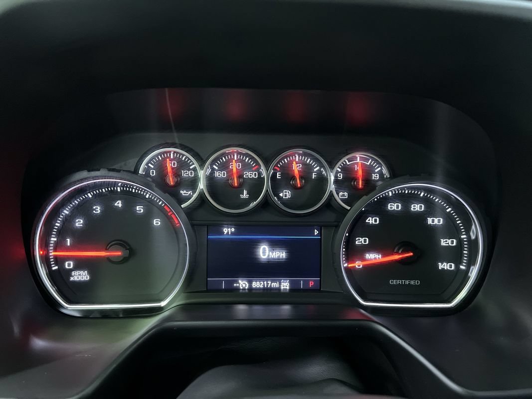 Used 2023 Chevrolet Tahoe 4WD image 18