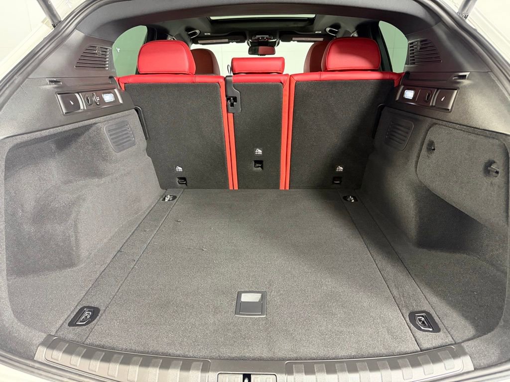 Used 2025 Alfa Romeo Stelvio Sprint w/ Veloce Package AWD/4WD image 28