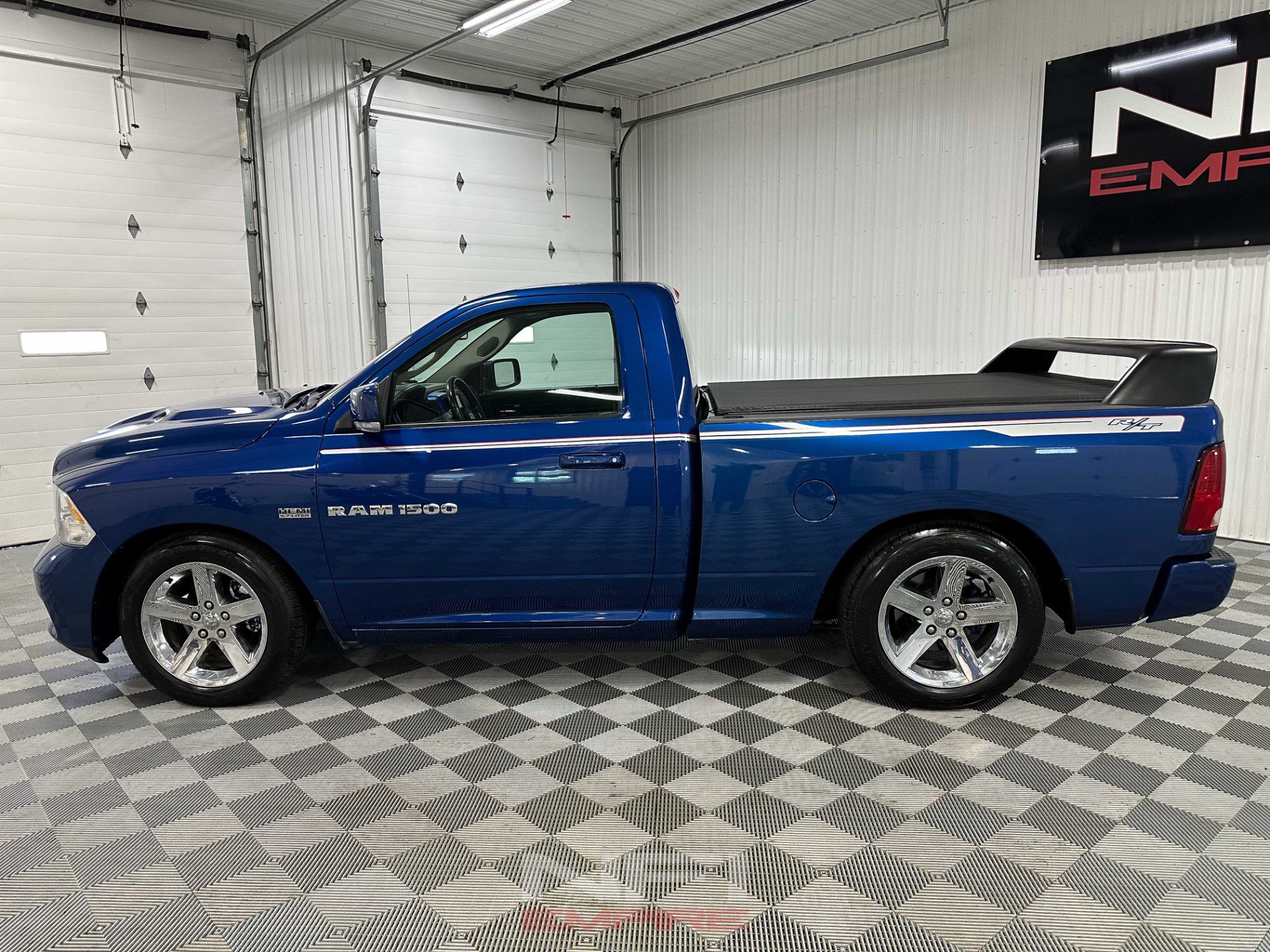 Used 2011 RAM 1500 R/T w/ Remote Start & Security Group RWD image 2