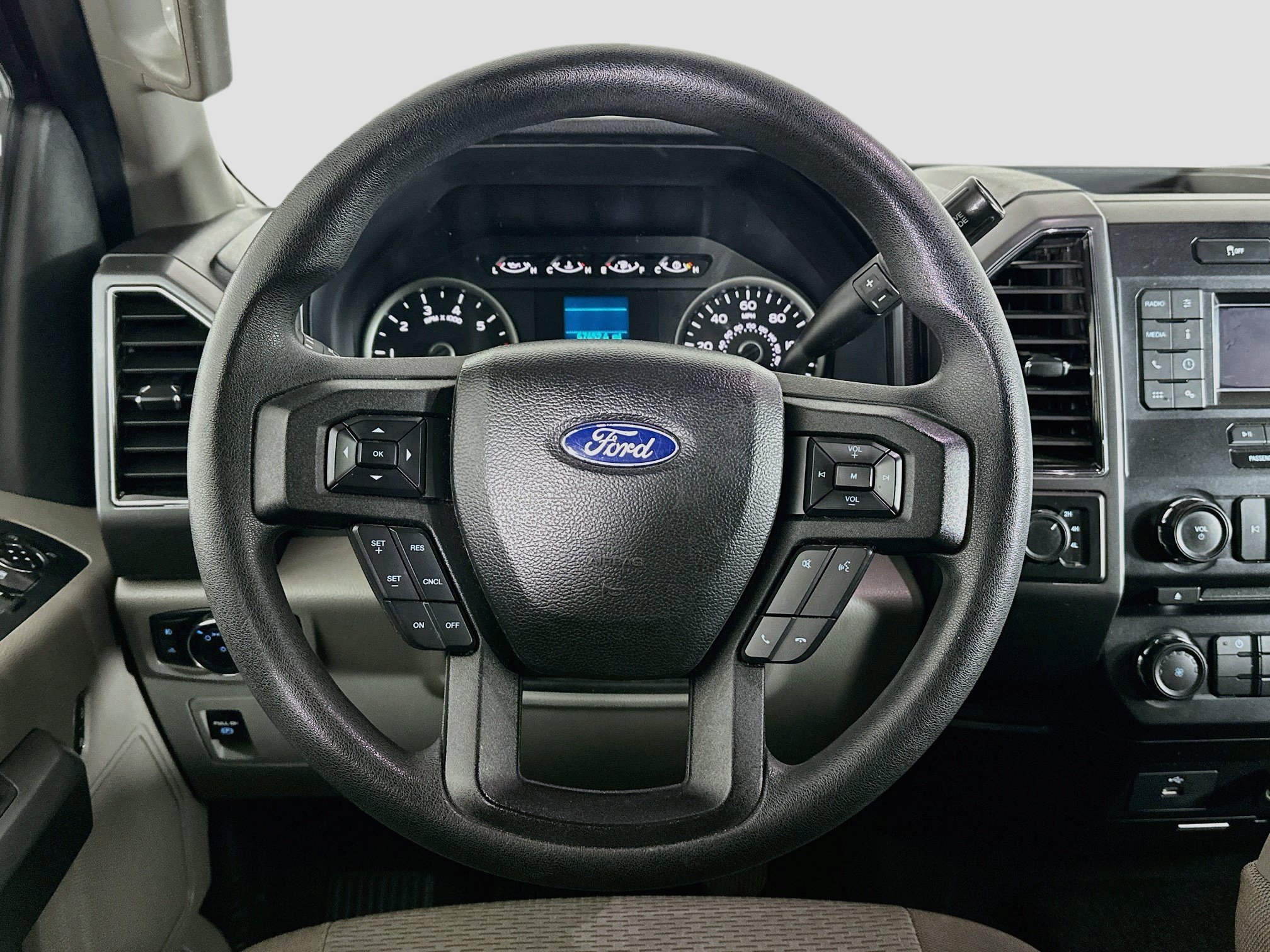 Used 2018 Ford F150 XLT AWD/4WD image 17