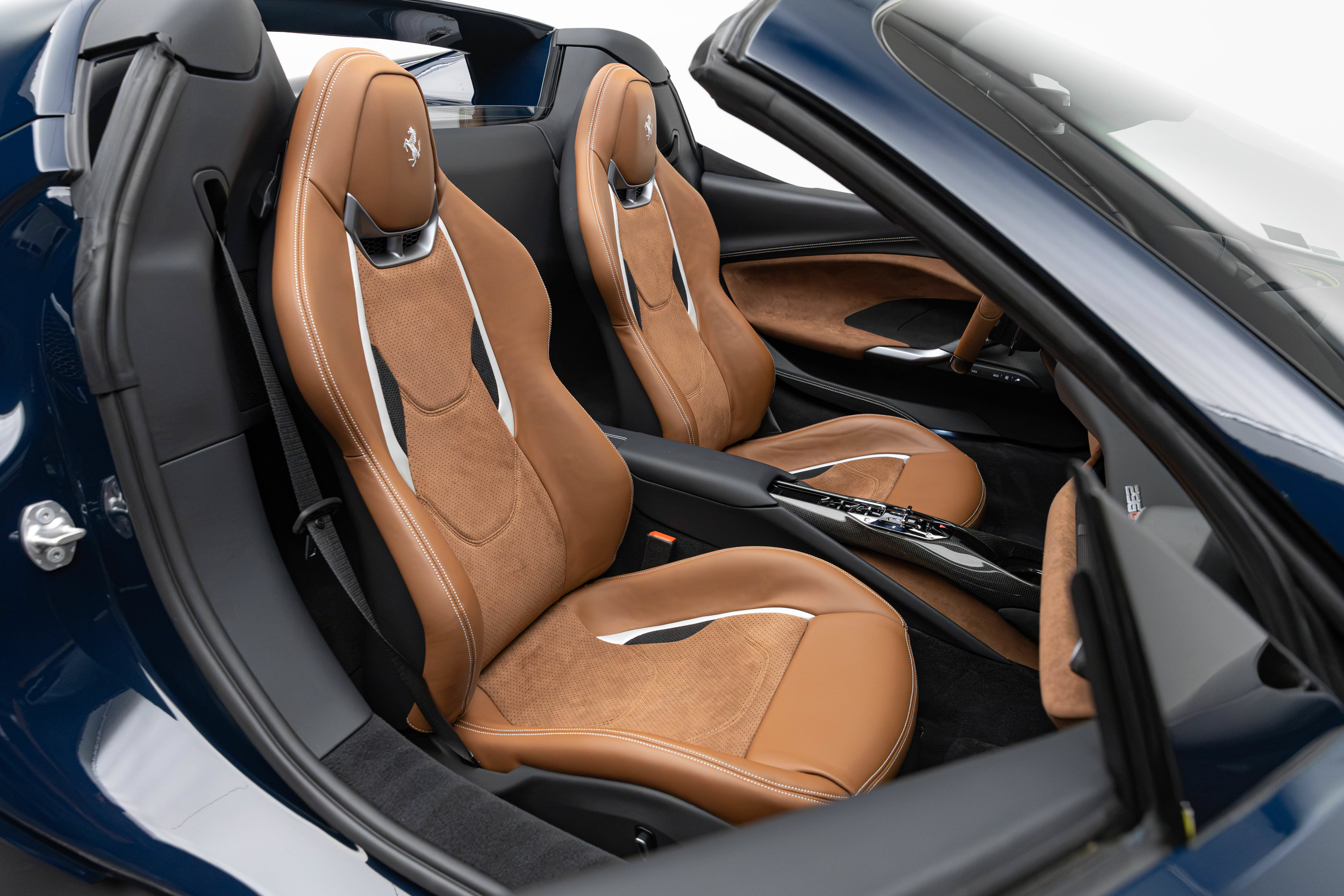Certified 2025 Ferrari 296 GTS RWD image 36