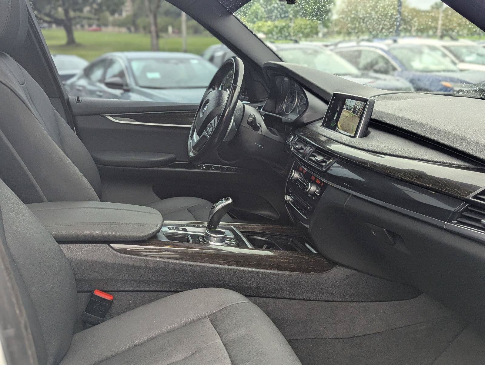 Used 2018 BMW X5 xDrive35i w/ Premium Package AWD/4WD image 17
