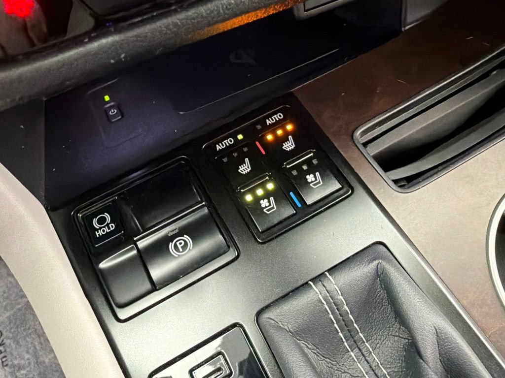 Used 2022 Lexus RX 350 AWD w/ Premium Package image 19