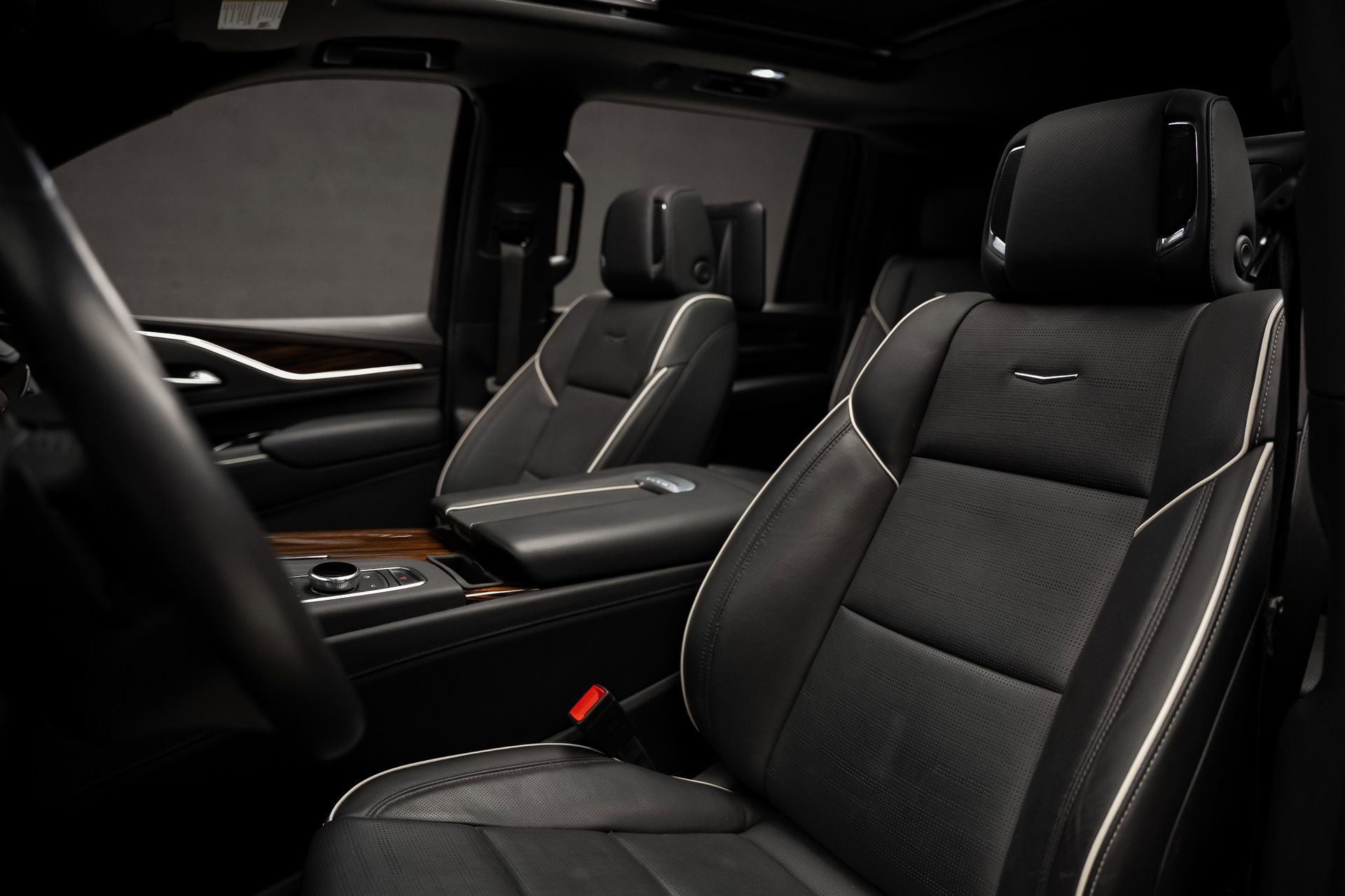 Used 2024 Cadillac Escalade ESV Premium Luxury RWD image 62