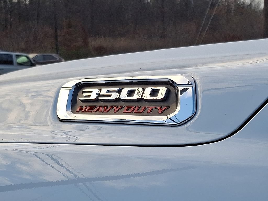 New 2024 RAM 3500 Tradesman w/ Safety Group AWD/4WD image 16