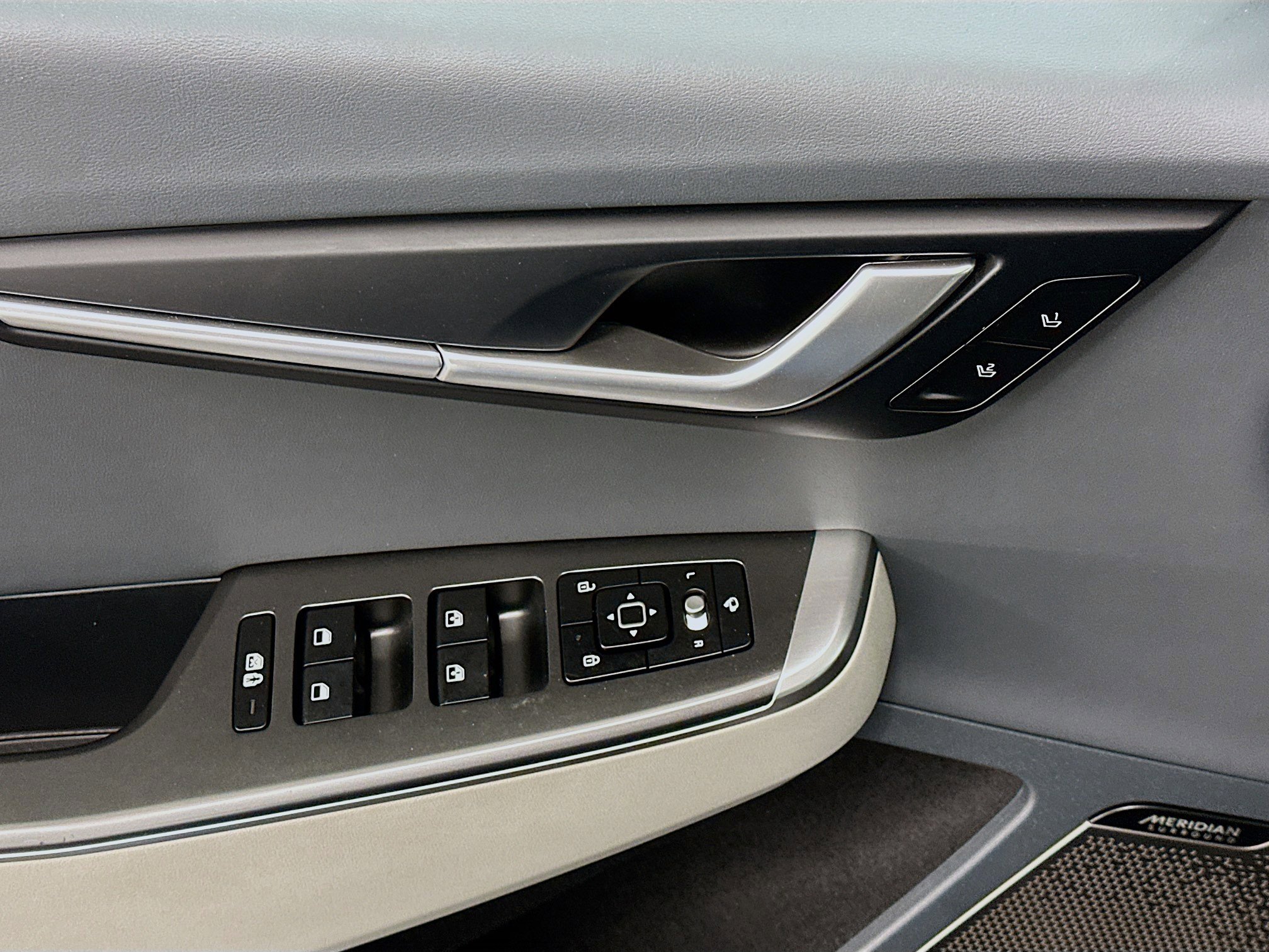 Used 2024 Kia EV6 Wind w/ Wind Technology Package AWD/4WD image 15