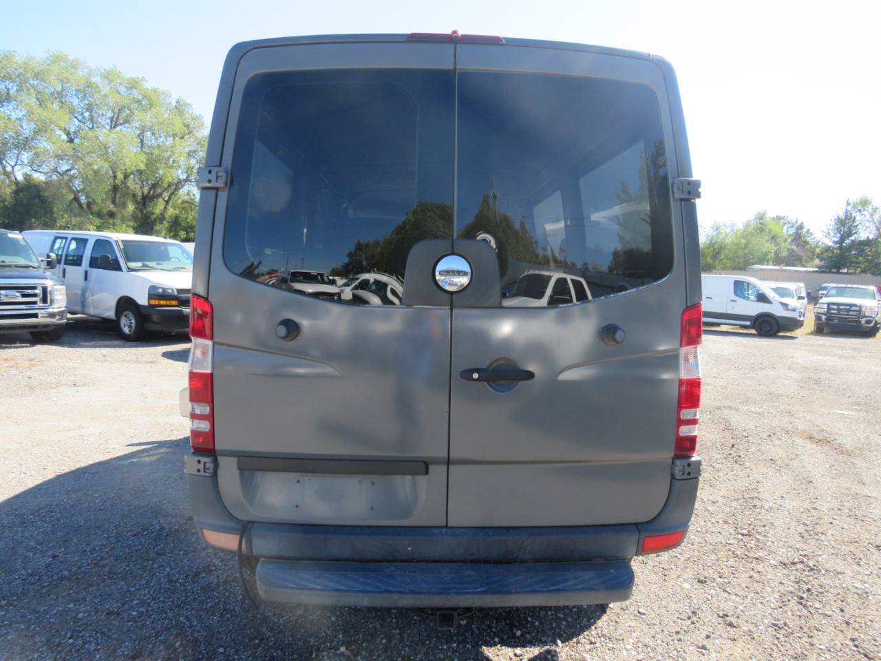 Used 2010 Freightliner Sprinter 2500 RWD image 5