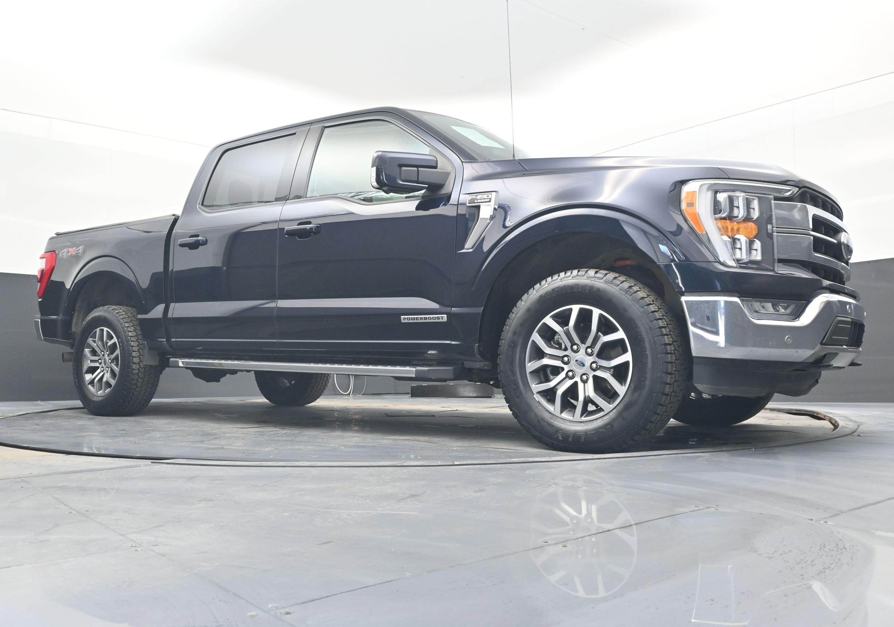 Used 2021 Ford F150 Lariat w/ Tow Technology Package image 25