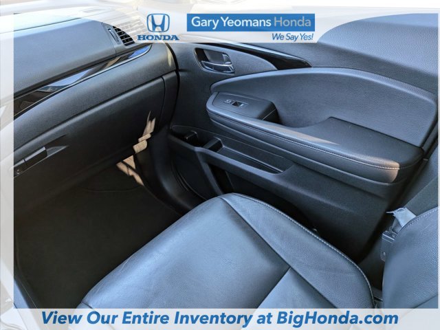Used 2021 Honda Pilot Touring image 18
