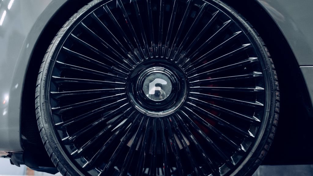 Used 2014 Rolls-Royce Wraith RWD image 8