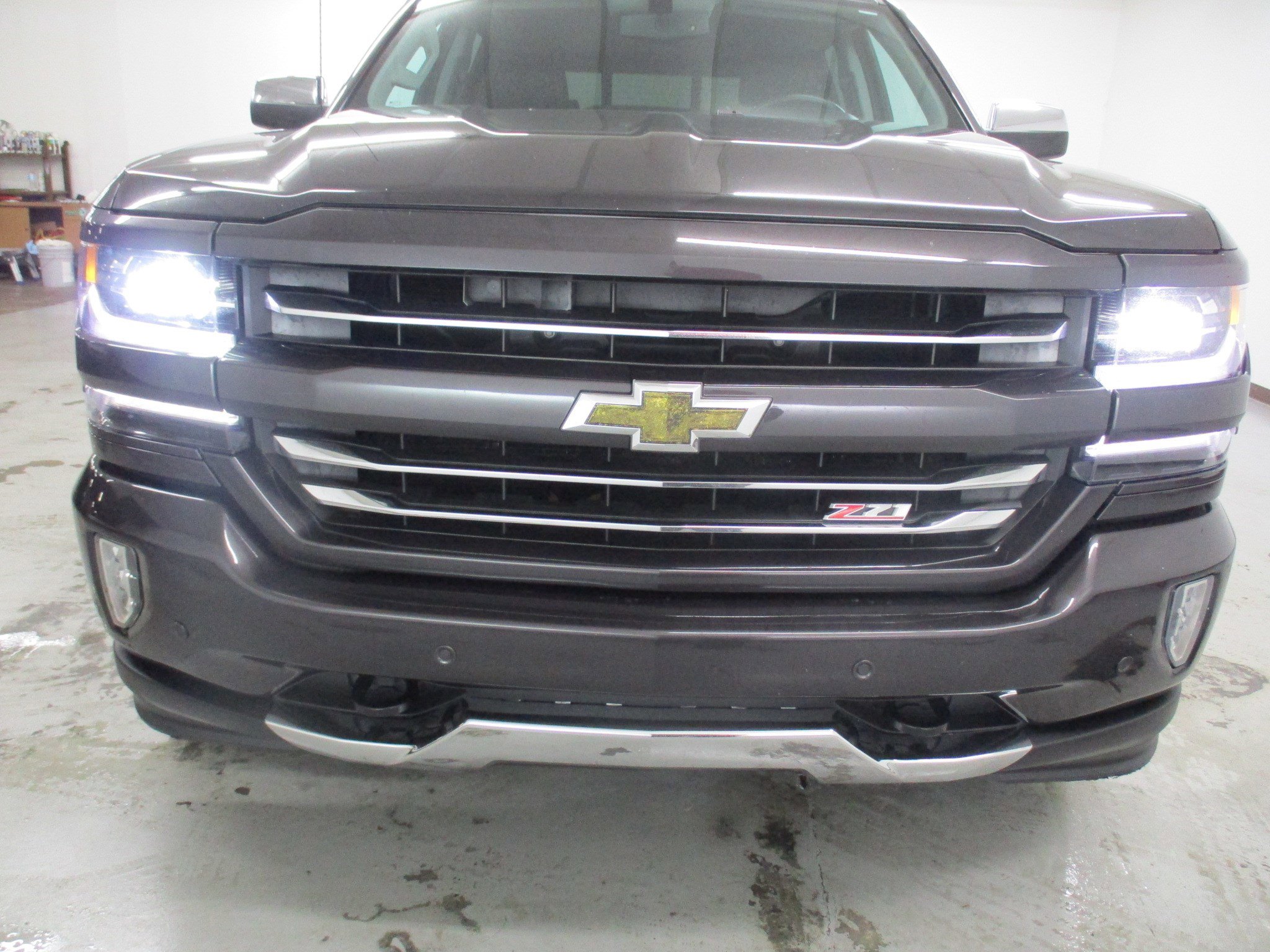 Used 2016 Chevrolet Silverado 1500 LTZ Z71 w/ LTZ Plus Package image 2