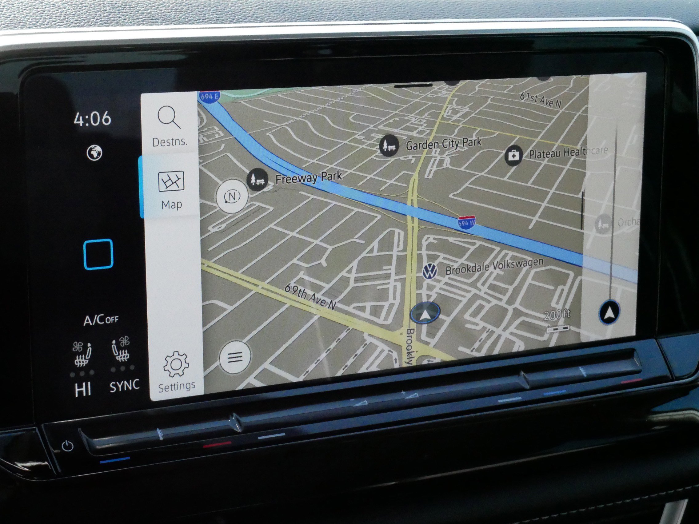 Used 2024 Volkswagen Atlas SEL Premium R-Line image 22