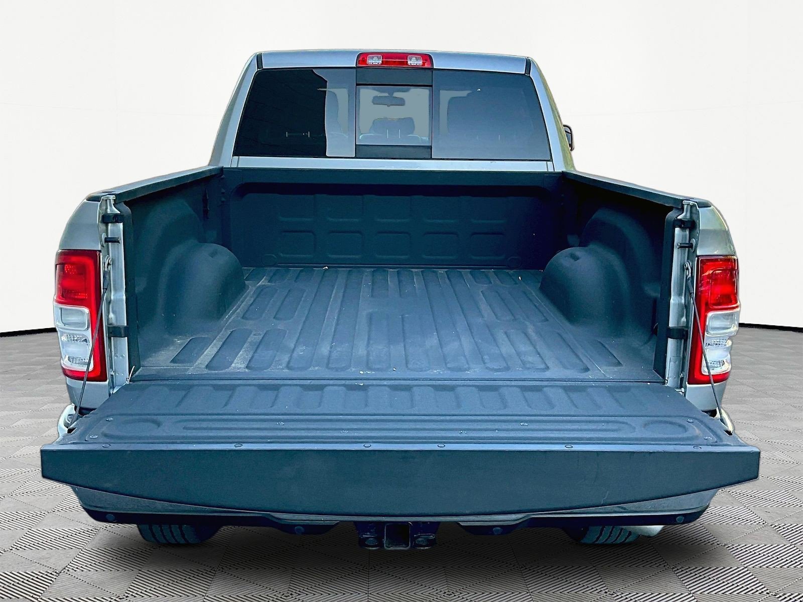 Used 2019 RAM 2500 Tradesman AWD/4WD image 7