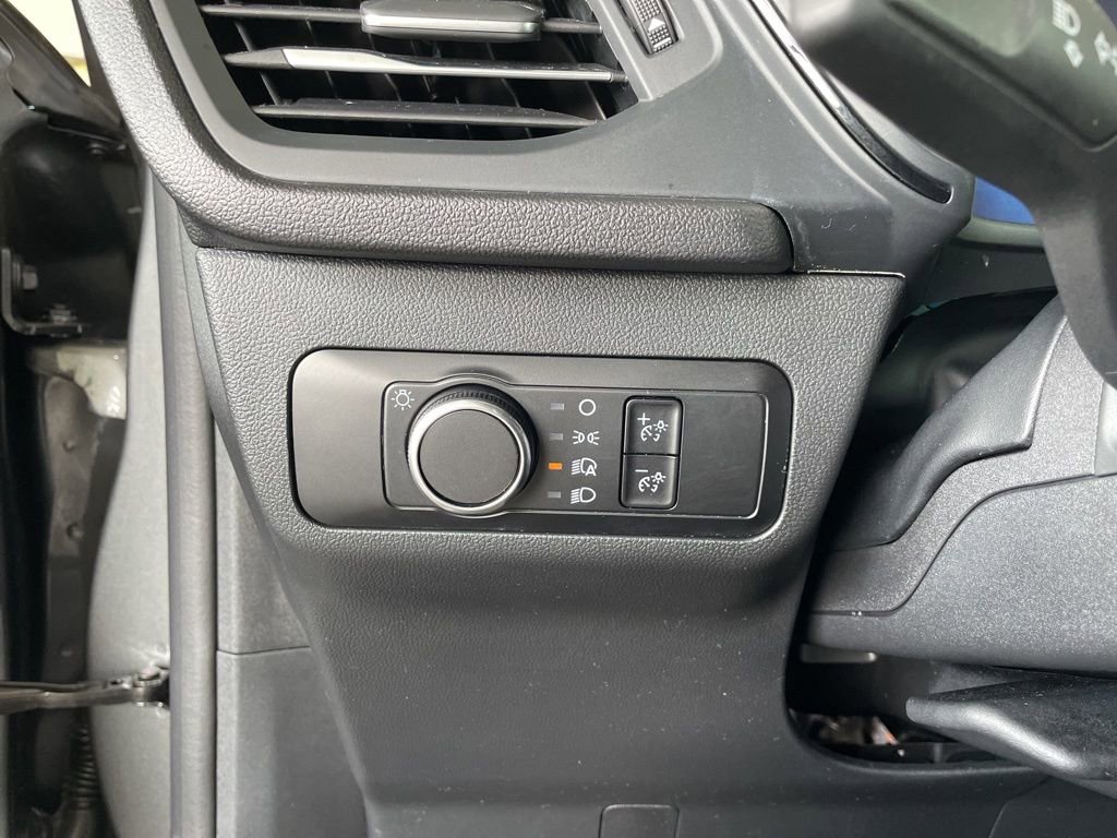 Used 2025 Ford Escape ST-Line image 15